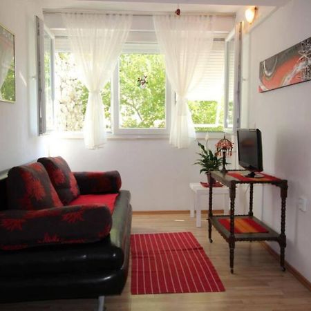 Old City/Beach 13 Minutes Away, Parking, For 4 스플리트 외부 사진