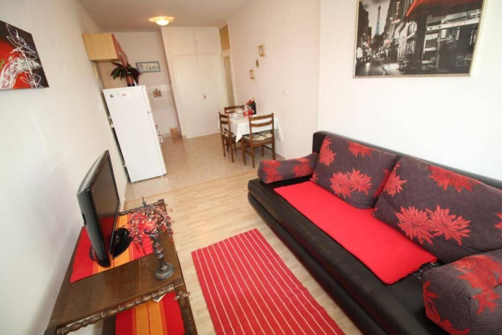 Old City/Beach 13 Minutes Away, Parking, For 4 스플리트 외부 사진